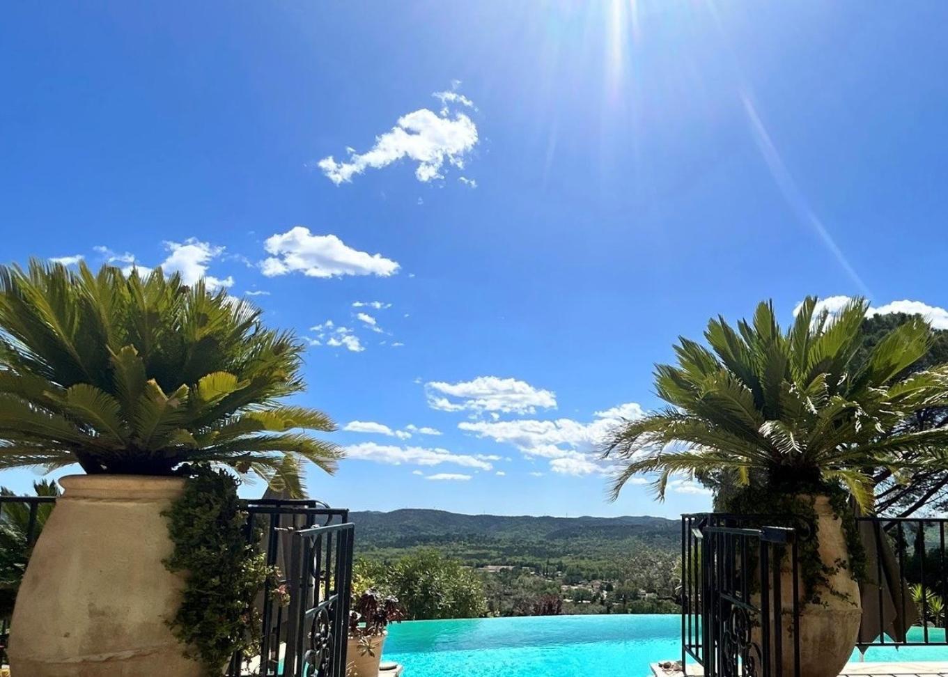 Les Lodges De Saint Cassien 2 Montauroux Luaran gambar